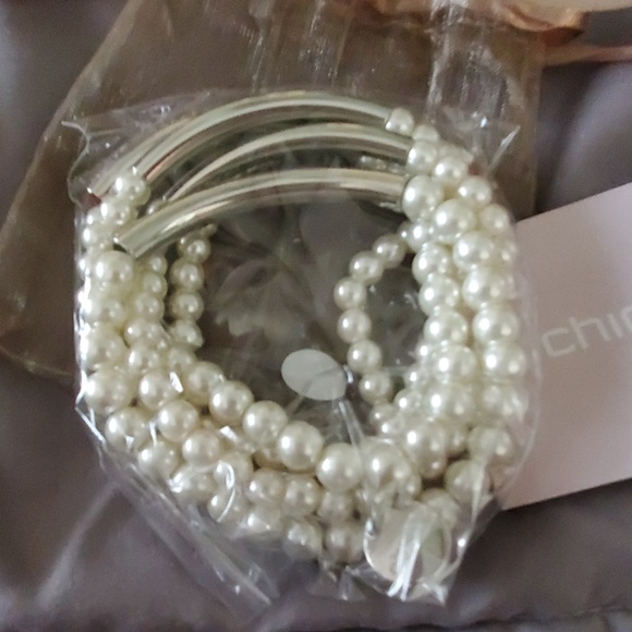 NEW Chico's bracelet🐾 - Picture 3 of 5